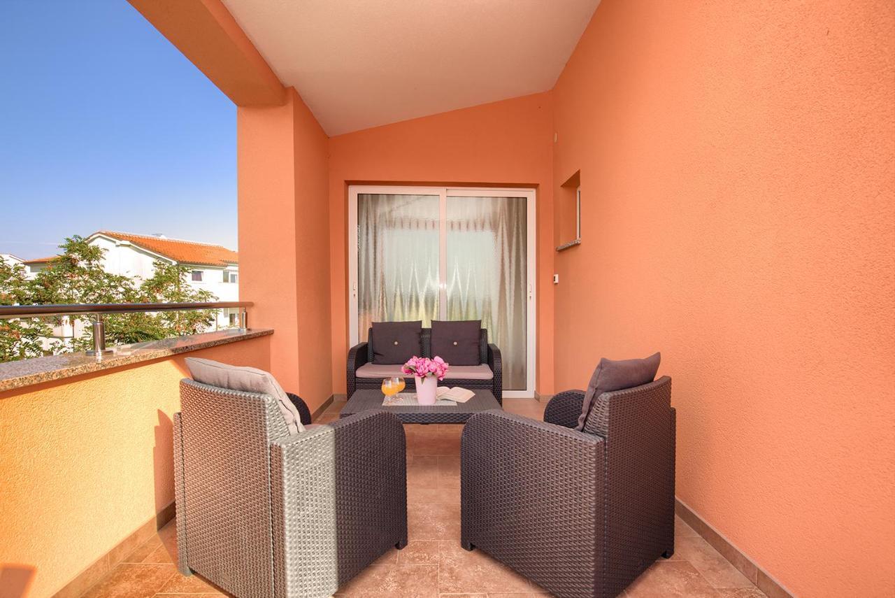 Apartments Orange Μεντουλίν Εξωτερικό φωτογραφία