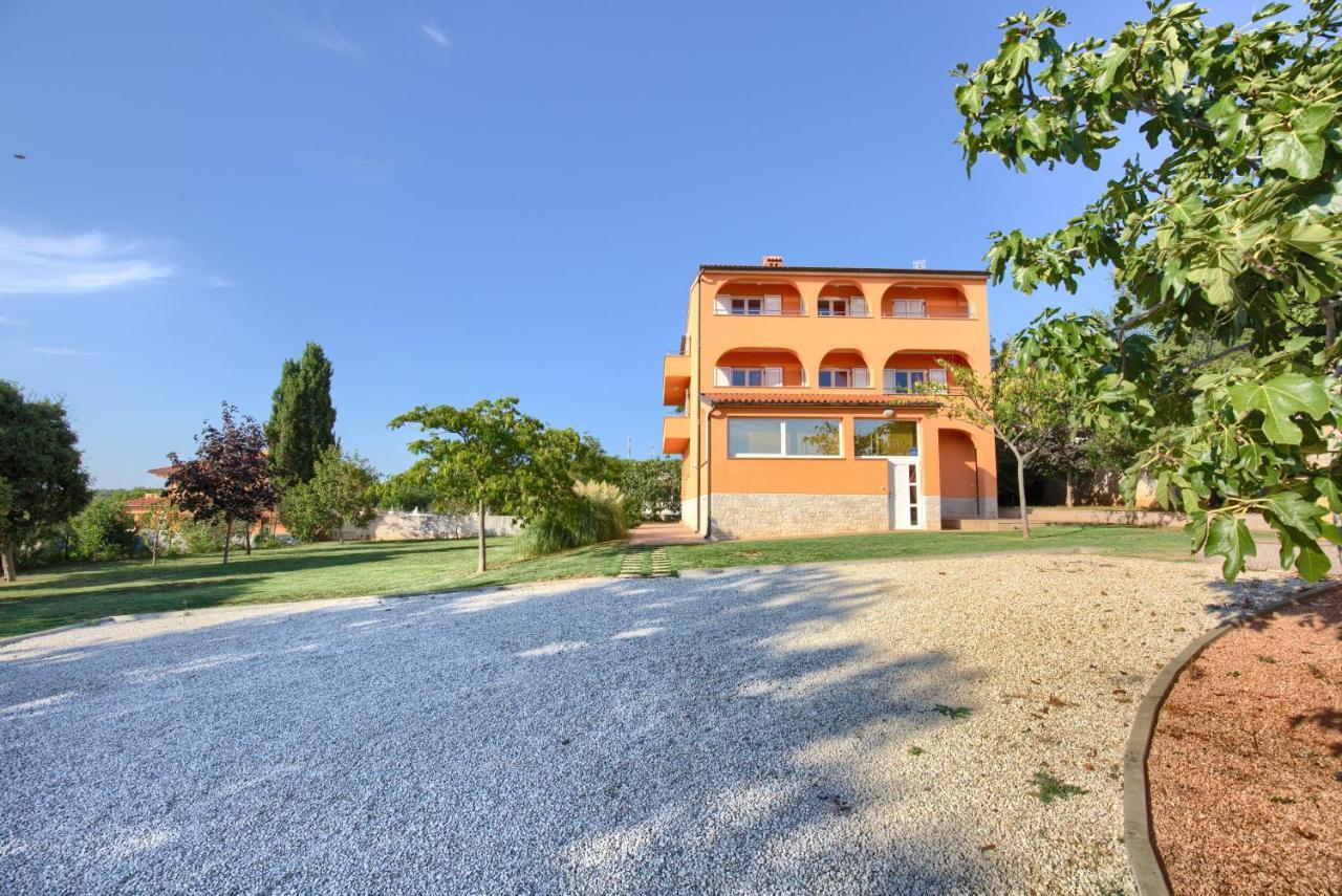 Apartments Orange Μεντουλίν Εξωτερικό φωτογραφία